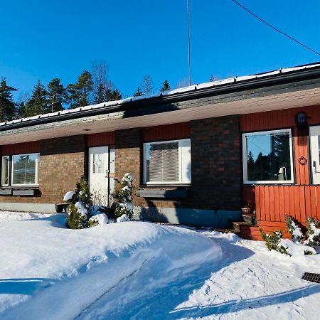 Two Bedrooms,Dining Area And Bathroom With Private Entrance Kotka Exterior photo