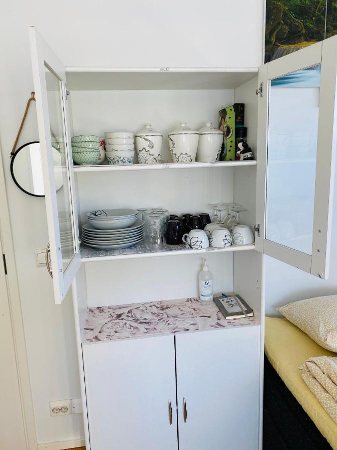 Two Bedrooms,Dining Area And Bathroom With Private Entrance Kotka Exterior photo