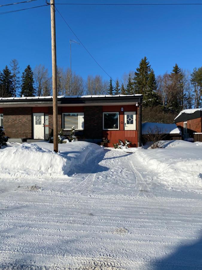 Two Bedrooms,Dining Area And Bathroom With Private Entrance Kotka Exterior photo